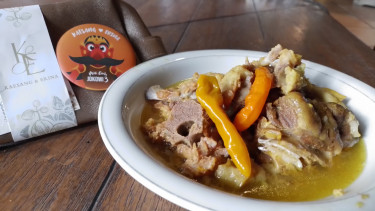 Salah satu menu resepsi Kaesang-Erina, Tengkleng Pasar Klewer