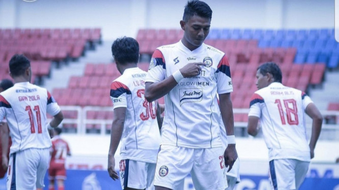 Striker Arema FC, Dedik Setiawan.