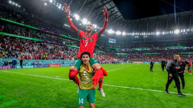 Pemain Timnas Maroko Hakim Ziyech dan Zakaria Aboukhlal