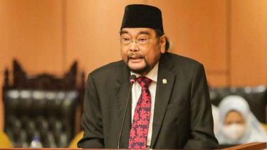 Ketua BK DPD RI Leonardy Harmainy