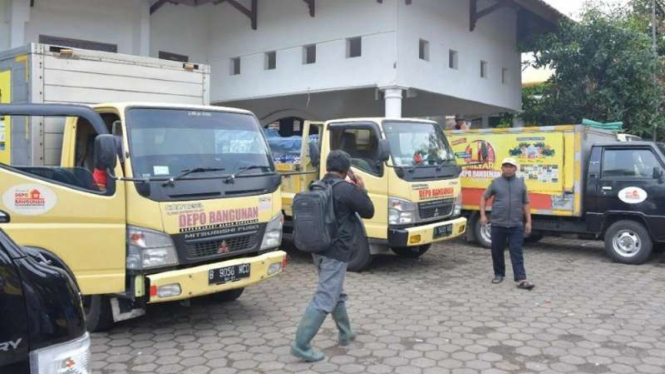 Bantuan untuk pengungsi Gempa Cianjur.