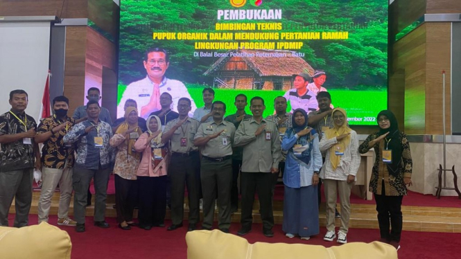 Kementan ajak petani maksimalkan penggunaan pupuk organik.