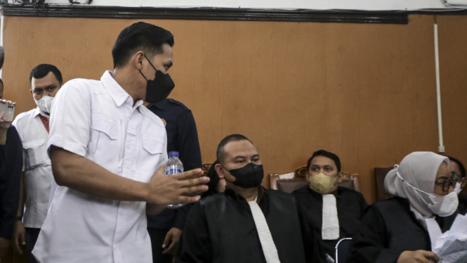 Bharada E hadiri sidang aebagai saksi Ferdy Sambo-Putri secara langsung
