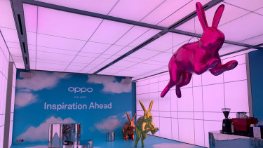 Oppo Gallery di Plaza Indonesia, Jakarta Pusat.