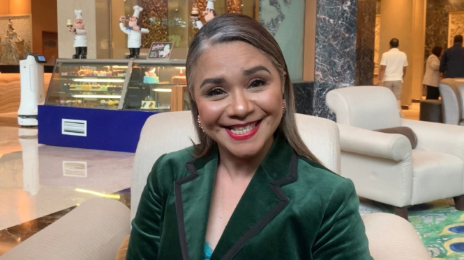 Ruth Sahanaya