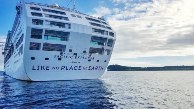 the Pacific Explorer cruise ship. 