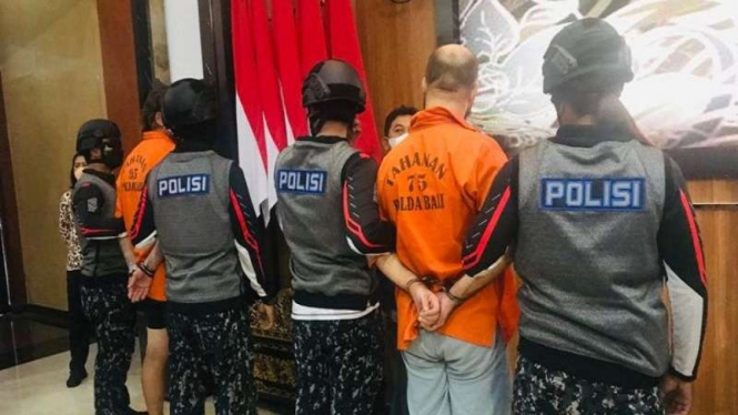 Dua buronan Interpol Cyril Stiak asal Ceko dan Stefan Durina asal Slovakia