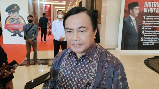 Ketua Harian Kompolnas, Benny Mamoto