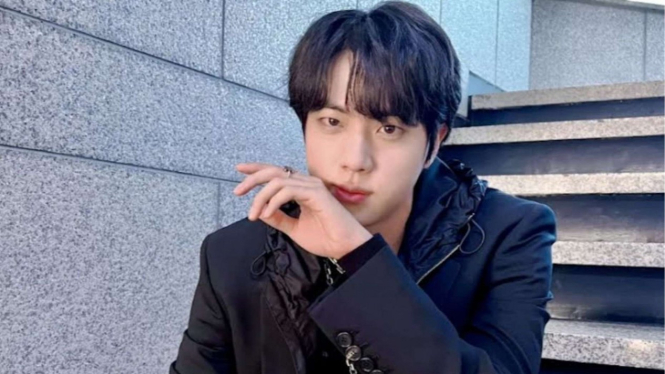 Jin BTS