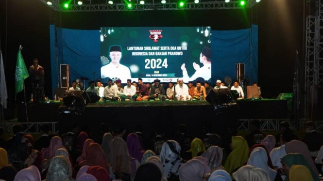 Relawan Sahabat Ganjar gelar istigasah dan doa bersama di Kampar, Riau.