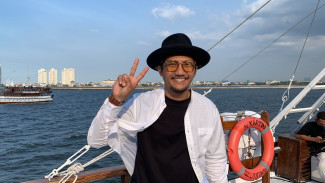 Lama Tak Terdengar Namanya, Apa Kabar Sandy Canester?