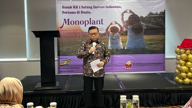 Anggota Wantimpres, HR Agung Laksono