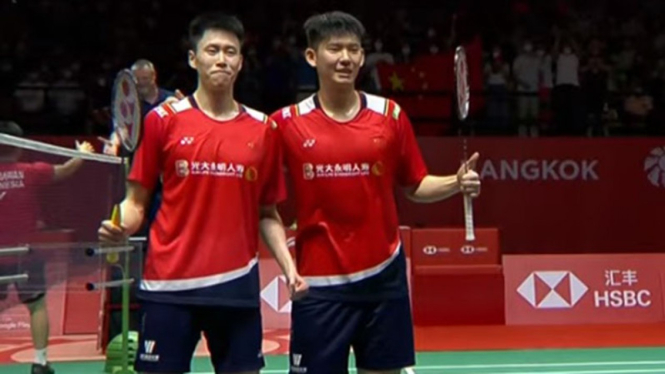 Ganda putra China, Liu Yuchen/Ou Xuan Yi