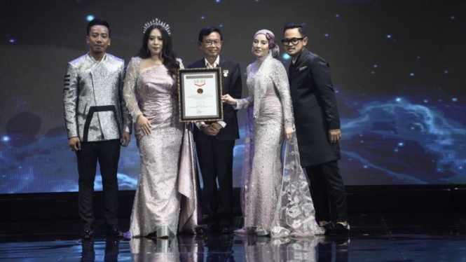 Brand kecantikan MS Glow meraih rekor MURI 