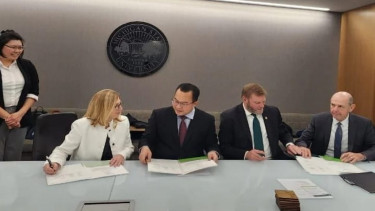 Rektor IPB University Tandatangani MoU dengan Michigan State University