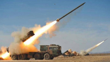 VIVA Militer: Sistem peluncur multi-roket PHL-03 militer China