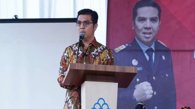 Stafsus Menkumham Bidang Isu-isu Strategis, Bane Raja Manalu
