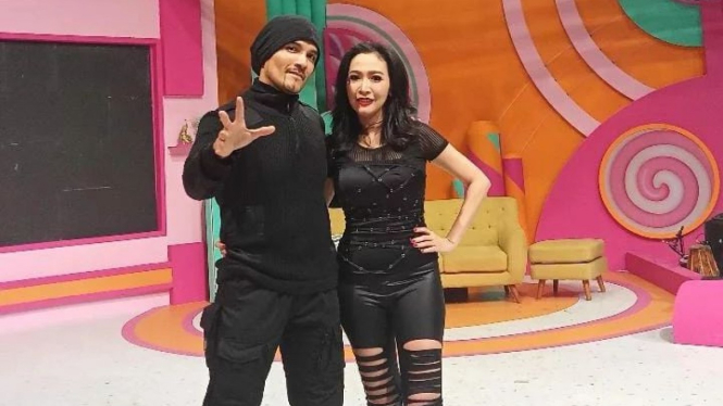 Romy Rafael dan Ury