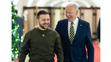 Zelensky disambut Joe Biden saat tiba di AS