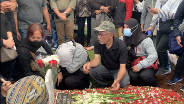 Pemakaman Aminah Cendrakasih.