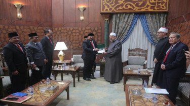 Menag Yaqut Cholil Qoumas dan Grand Syeikh Al Azhar Prof Dr Ahmed Al Tayeb
