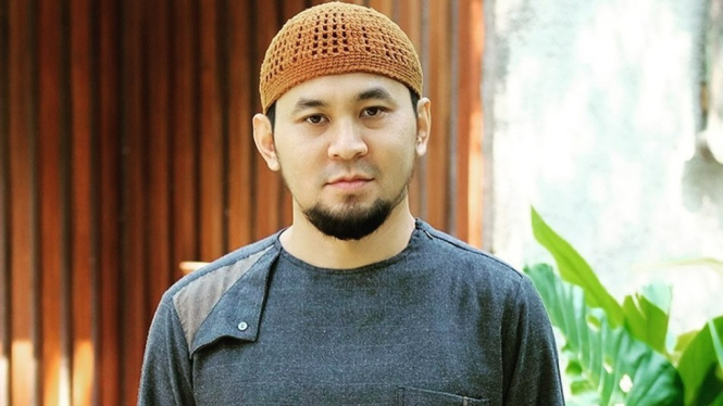 Ray Shareza eks vokalis Nineball.