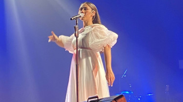 Konser Nadin Amizah