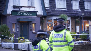 Penembakan di pub Merseyside, dekat Liverpool Inggris, di malam Natal