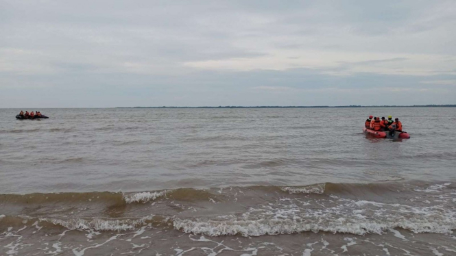 Pantai di Semarang, Jateng.