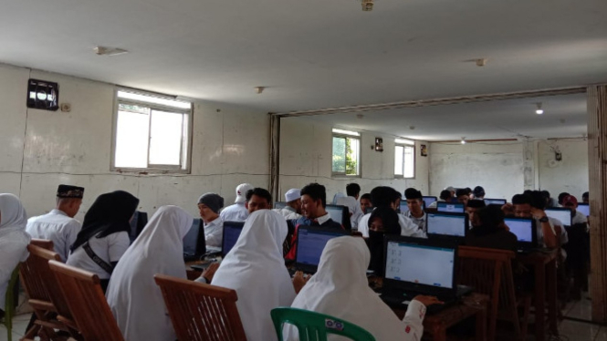 YIH Selengarakan Program Kejar Paket bagi Anak Putus Sekolah