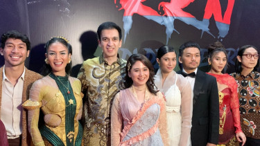Produser dan pemeran film KKN Di Desa Penari Luwih Dowo Luwih Medeni