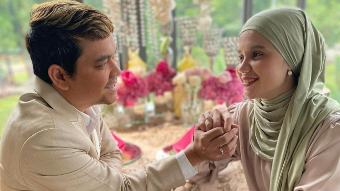 Indra Bekti dan Aldilla Jelita.