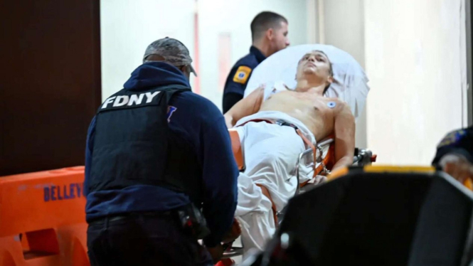 Polisi muda yang dibacok oleh ekstrimis islam di New York