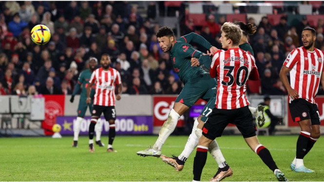 Alex Oxlade Chamberlain: Duel Brentford vs Liverpool 3-1