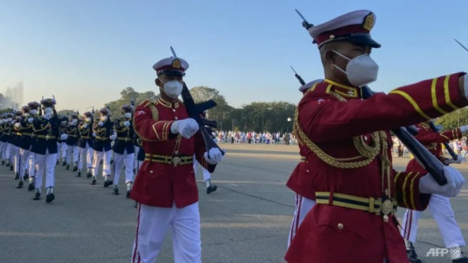 Junta Militer menggelar parade Hari Kemerdekaan Myanmar pada 4 Januari 2023.