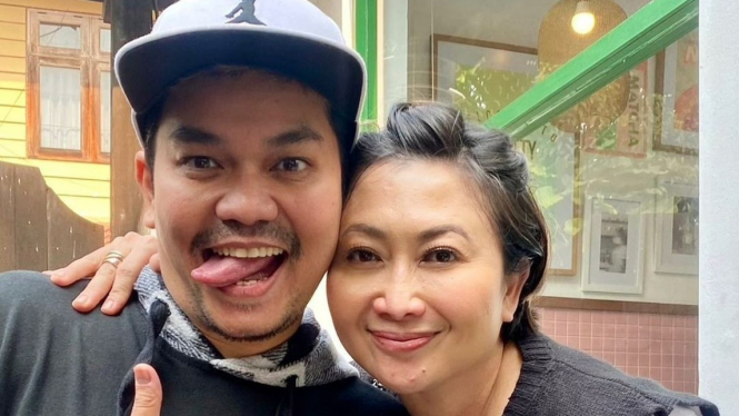 Indra Bekti dan Indy Barends.