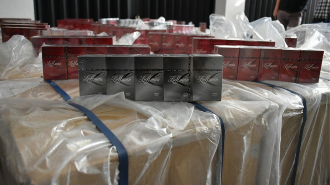 Bea Cukai Pekanbaru berhasil mengamankan 400.000 batang rokok ilegal