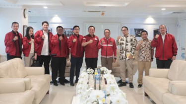 Menpora RI bersama Pengurus Besar e-Sports lndonesia (PB ESI) 