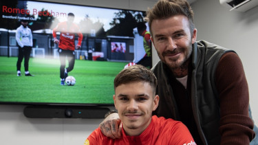 Romeo Beckham gabung Brentford