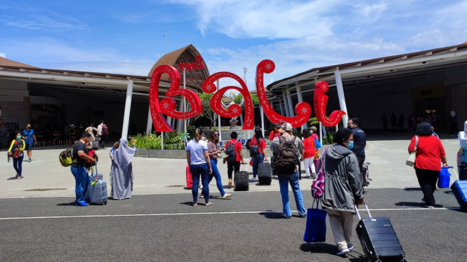 Bandara Internasional I Gusti Ngurah Rai, Bali.