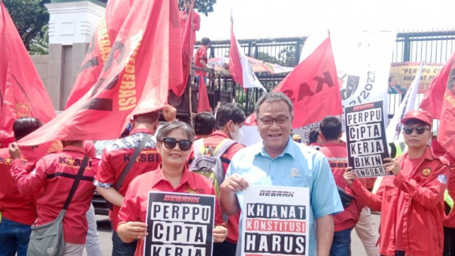 Aktivis sekaligus Ketua Umum DPP KSPSI Moh. Jumhur Hidayat.