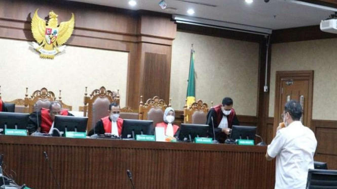Terdakwa kasus Asabri, Benny Tjokrosaputro dijatuhi vonis nihil dan denda Rp 5 T