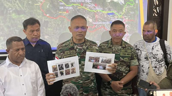 Danrem 172/PWY Brigjen TNI JO Sembiring bersama Kasdam XVII/Cenderawasih