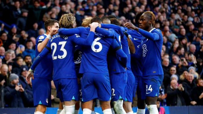 Chelsea merayakan gol