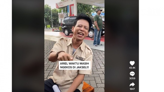 Mirip Ariel NOAH