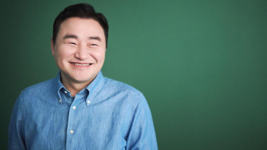 President and Head of Mobile eXperience Business Samsung Electronics TM Roh.