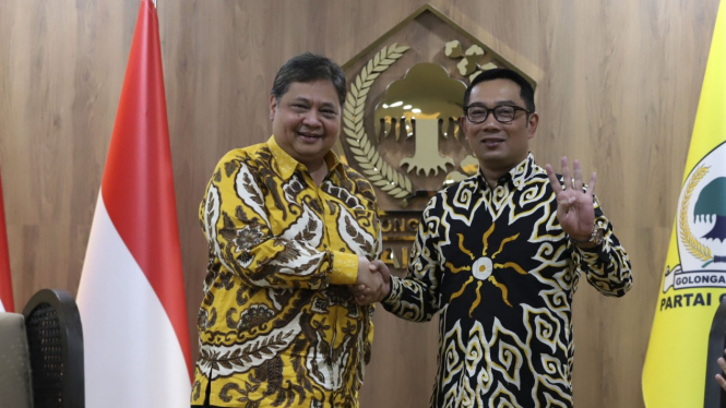Ridwan Kamil dan Ketua Umum Partai Golkar Airlangga Hartarto.