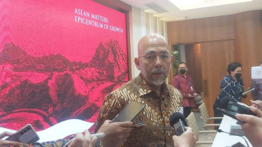 Direktur Jenderal Kerja Sama ASEAN Sidharto R. Suryodipuro berbicara kepada wartawan di kantor Kementerian Luar Negeri, Jakarta, Kamis, 19 Januari 2023.