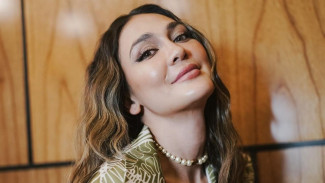 Luna Maya Buka Loker Tukang Pijat Gaji Bulanan Rp25 Juta, Minat Daftar?