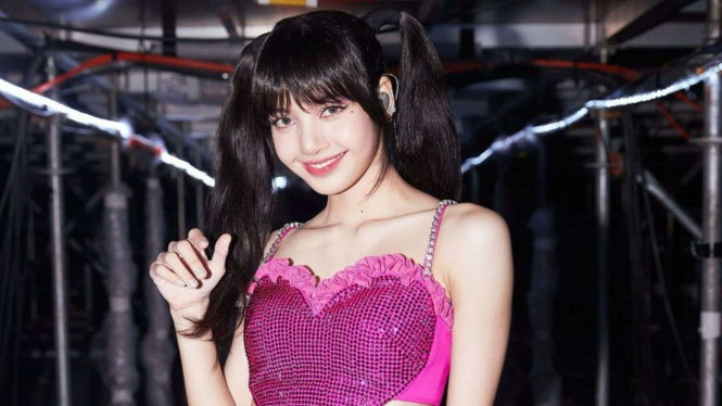Lisa BLACKPINK